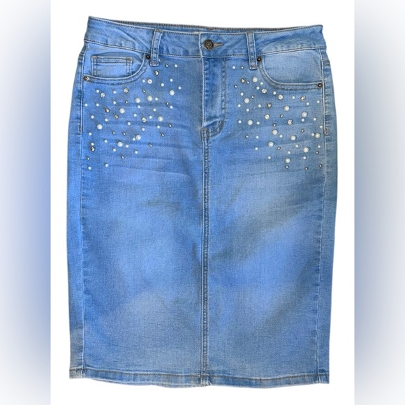 Satin Doll Pearl & Gem Embellished Denim Skirt – Medium - Picture 1 of 5
